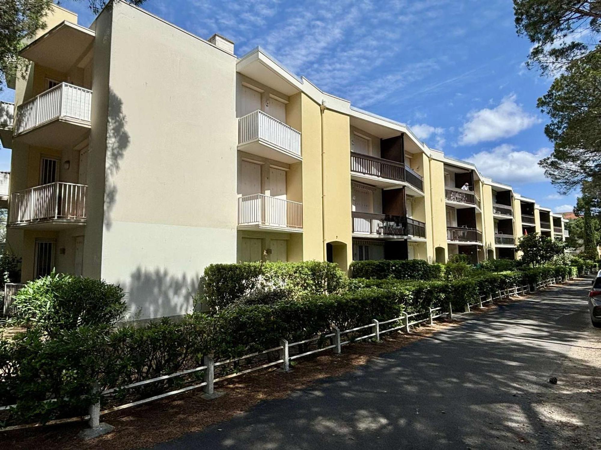 Appartement 2 Pieces, Balcon, Proche Plage Et Commerces, Quartier Calme - Argeles-Sur-Mer - Fr-1-225-685 Экстерьер фото
